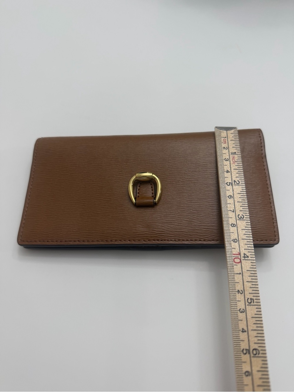 Lauren Ralph Lauren Brown Wallet Gold-Tone Hardware - Picture 5 of 7